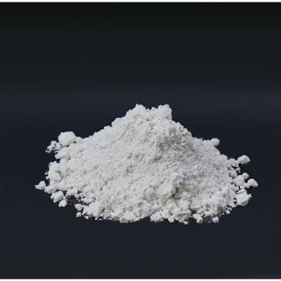  Sulfate de Calcium: Un Minéral Versatile pour l'Isolation Thermique et la Fabrication de Plâtre !